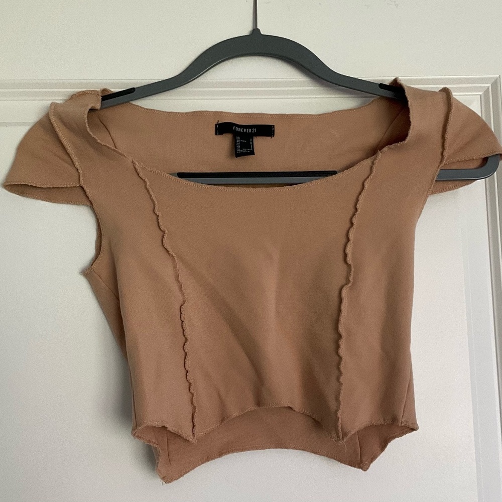 Forever 21 Tan Cropped Short Sleeve, Size Small